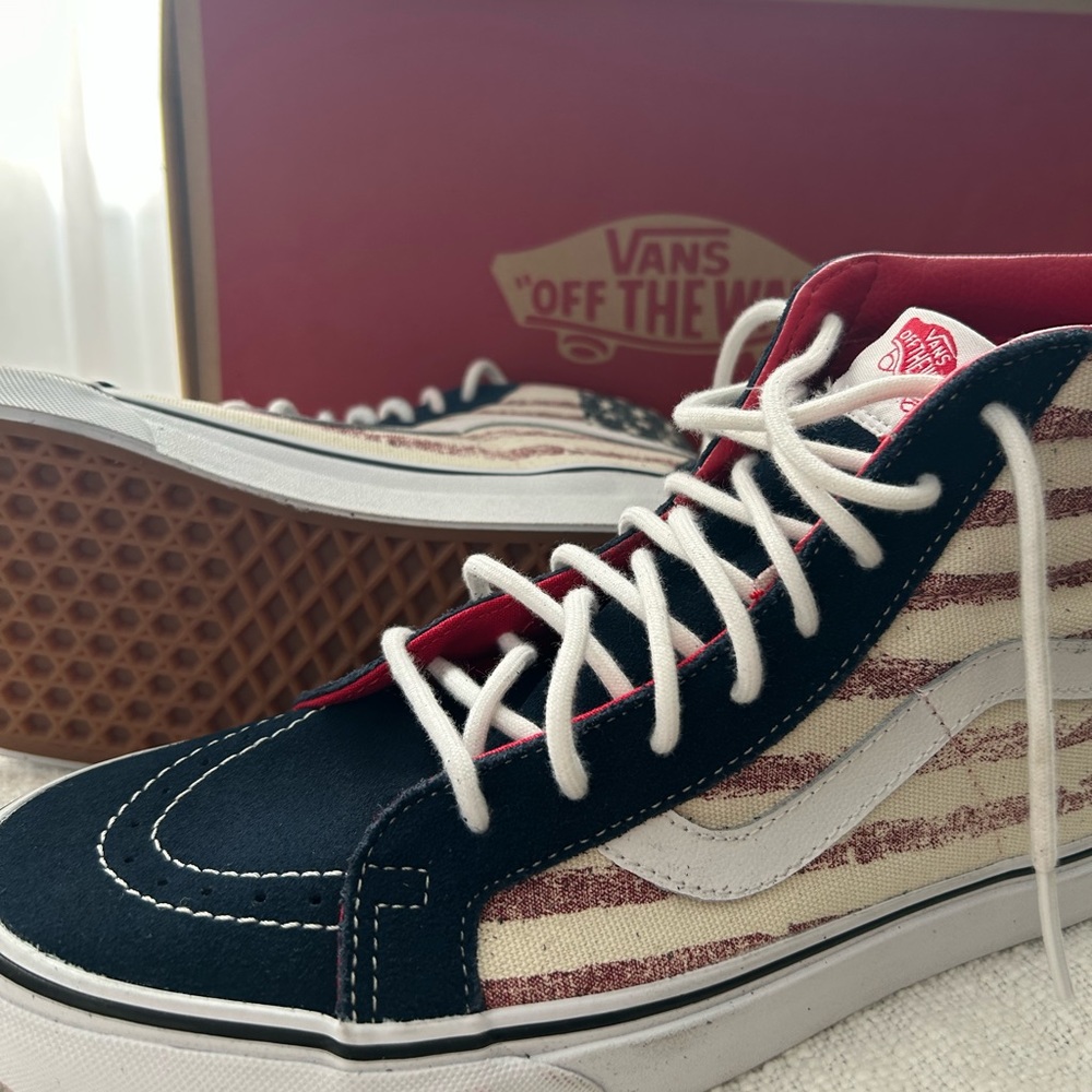 American Flag - Old Skool Vans Sneakers - Lightly Used